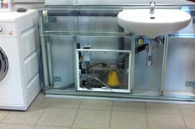 Kanal- & Rohrreinigung in Wardenburg, Oldenburg & Ammerland. Verstopfungen beseitigen, Abflüsse reinigen – schnell, zuverlässig & regional. kanalreinigung wardenburg, rohrreinigung oldenburg, abflussreinigung wardenburg, kanalservice ammerland, rohrverstopfung beseitigen,